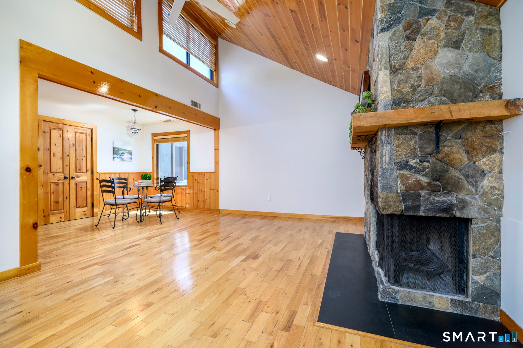 1 Winterberry Lane 1