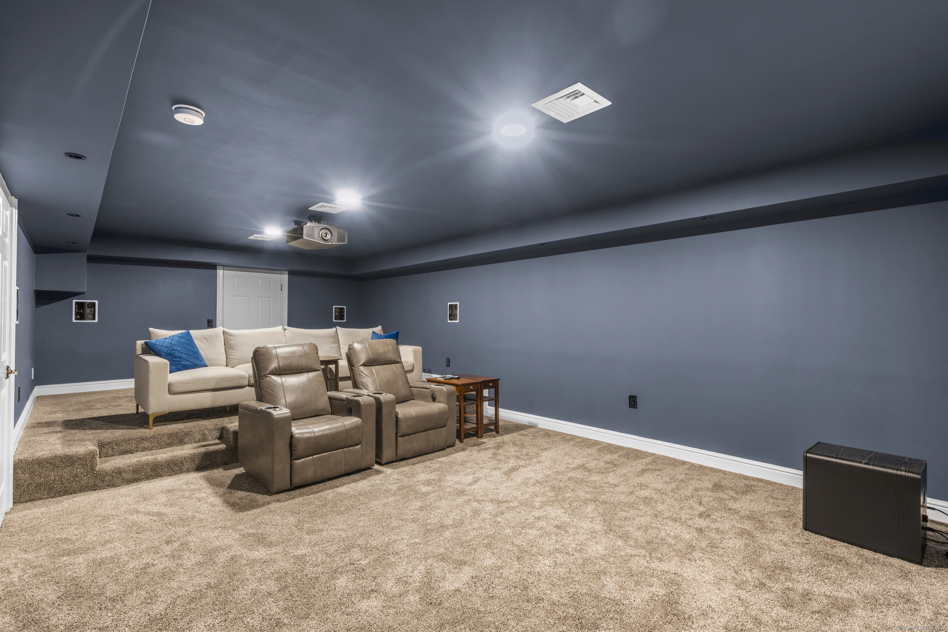 68 Greenleaf Drive, Stamford, Connecticut image 30