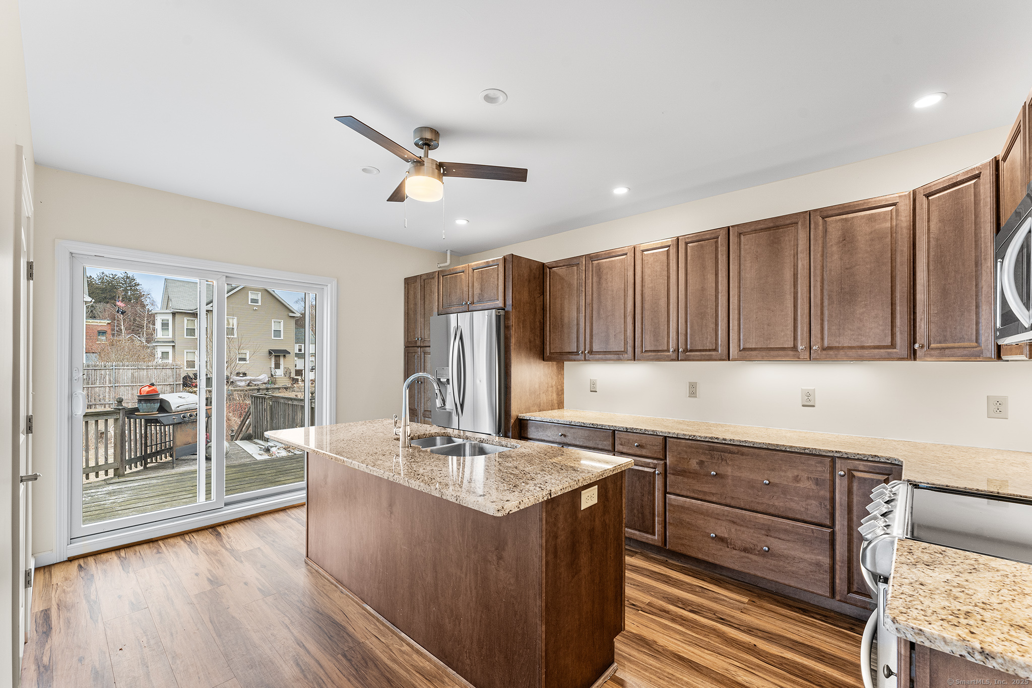 10 Latham Street, Groton, Connecticut image 9