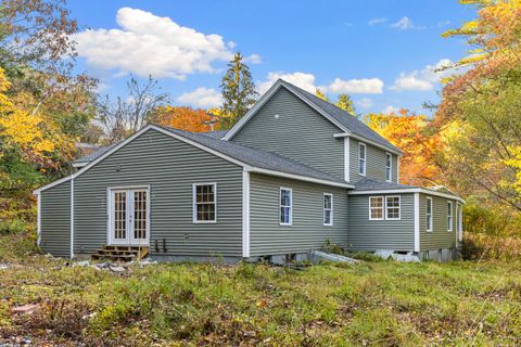 A home in Putnam