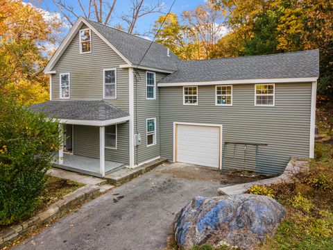 A home in Putnam