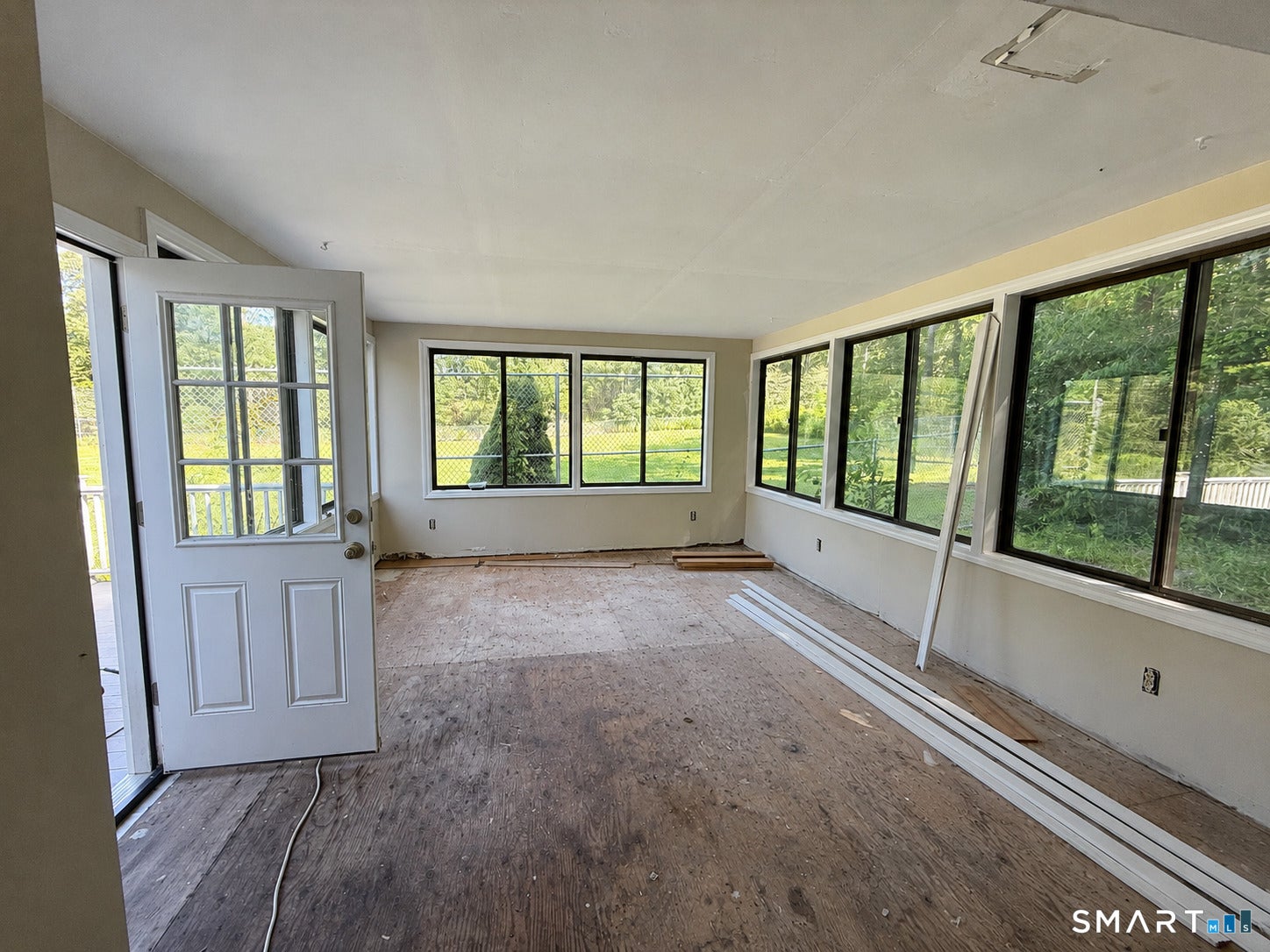 44 Winding Road