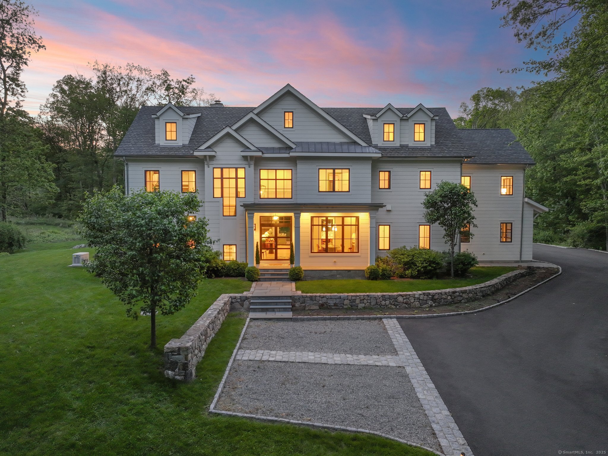 Proprietors Crossing, New Canaan, Connecticut - 7 Bedrooms  
7 Bathrooms  
15 Rooms - 