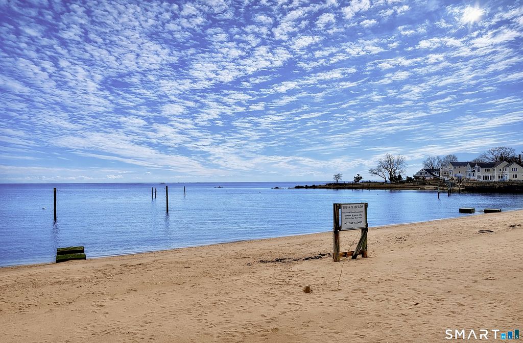 Photo of 41 2nd Avenue, Branford, CT 06405 (MLS # 24148398)