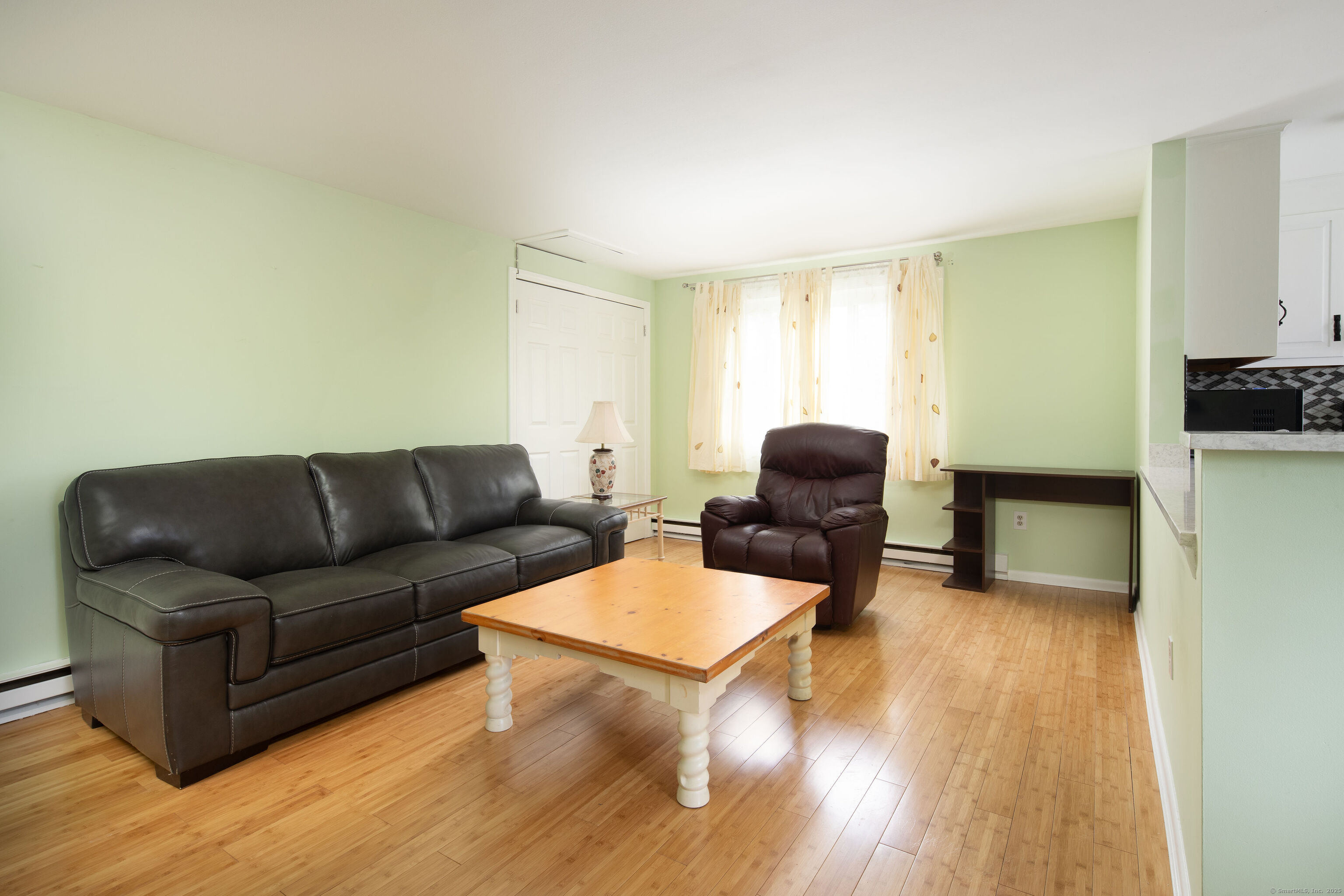 72 North Elm Street APT 2E