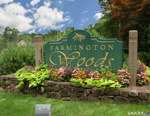 Photo of 3 Woods Hollow Court #3, Avon, CT 06001 (MLS # 24150547)