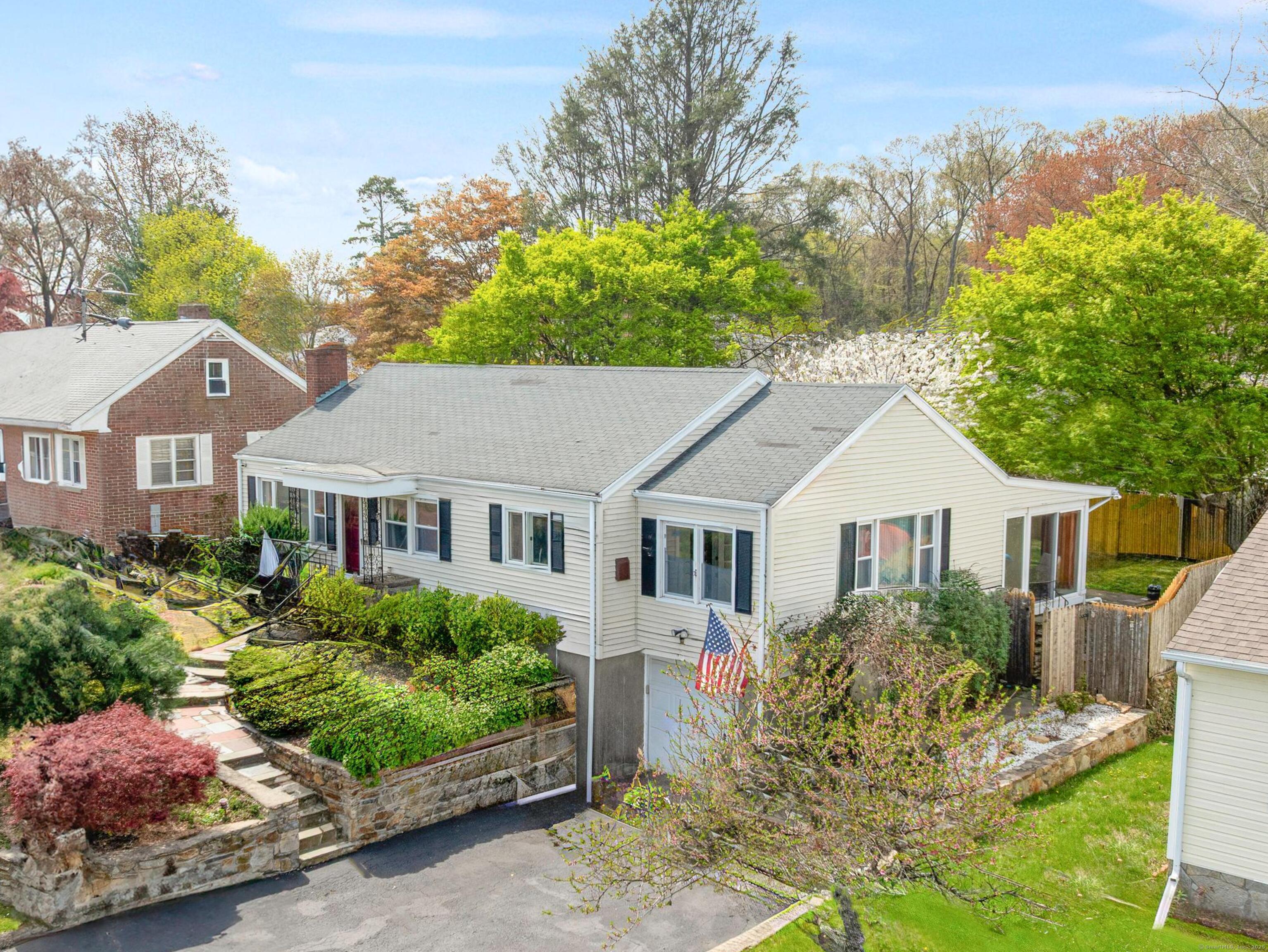 870 Lakeside Drive, Bridgeport, Connecticut image 1
