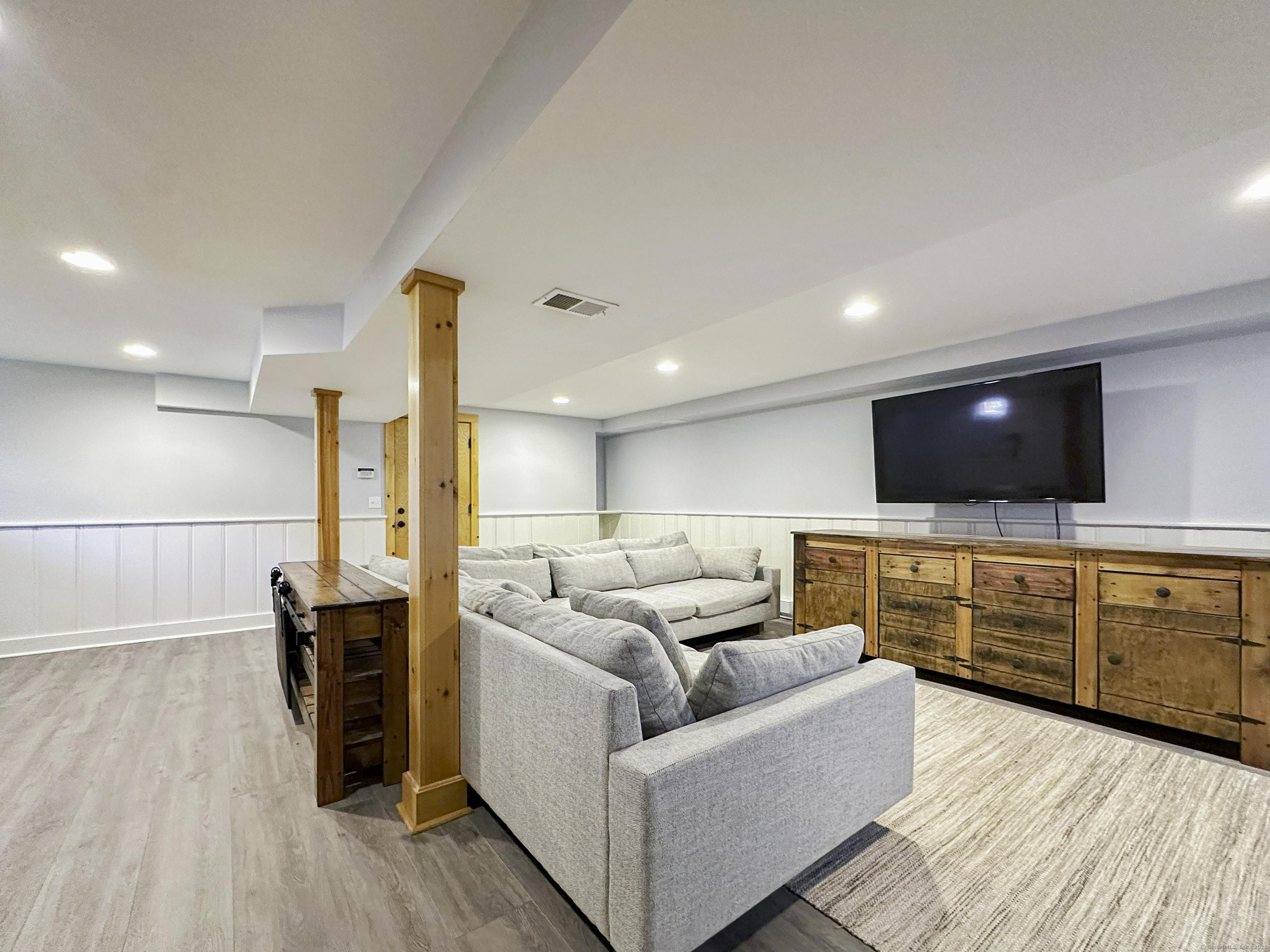 870 Lakeside Drive, Bridgeport, Connecticut image 21