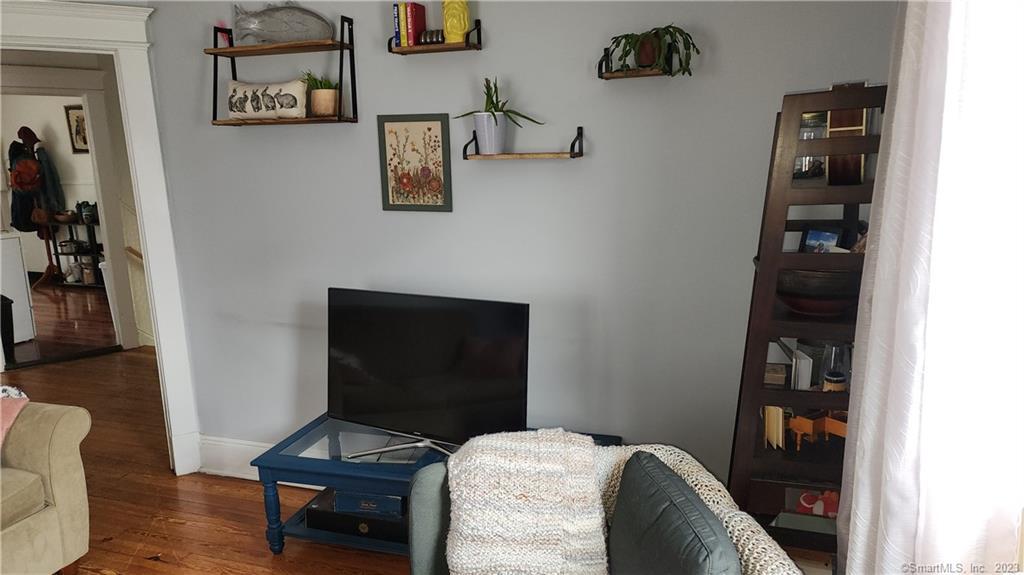 West Hartford, Connecticut 06119, United States, 2 Bedrooms Bedrooms, ,1 BathroomBathrooms,Residential,Active,26207