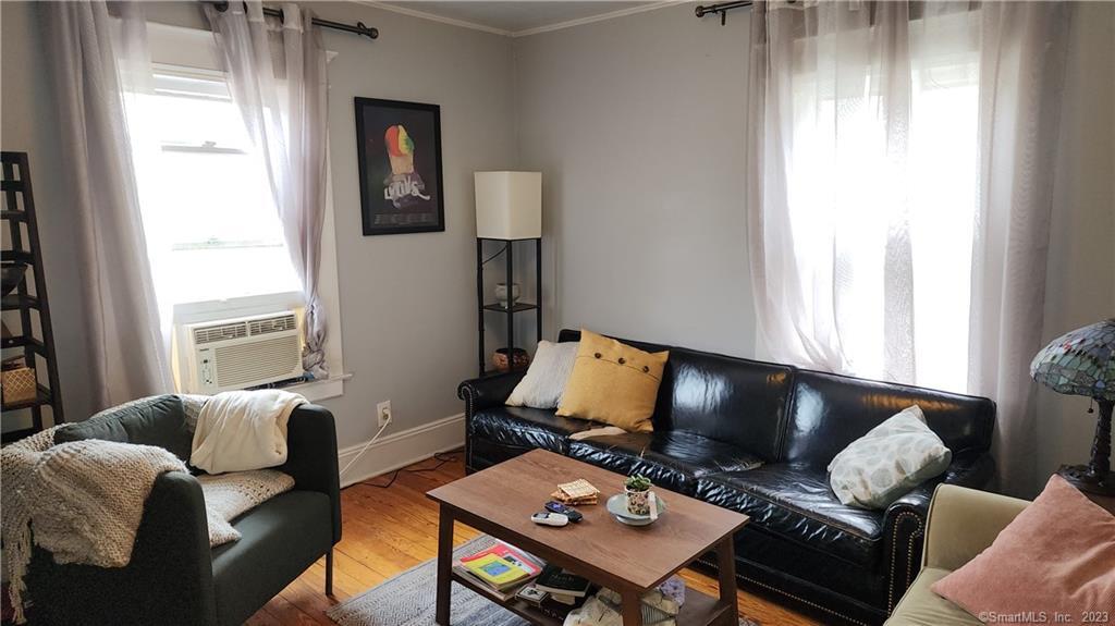 West Hartford, Connecticut 06119, United States, 2 Bedrooms Bedrooms, ,1 BathroomBathrooms,Residential,Active,26207