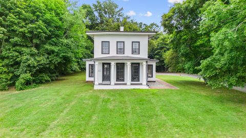 Photo of 286 Marlborough Street, Portland, CT 06480 (MLS # 24162055)