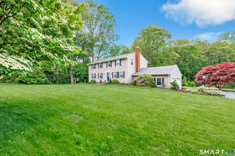 Photo of 85 Teeter Rock Road, Trumbull, CT 06611 (MLS # 24155765)