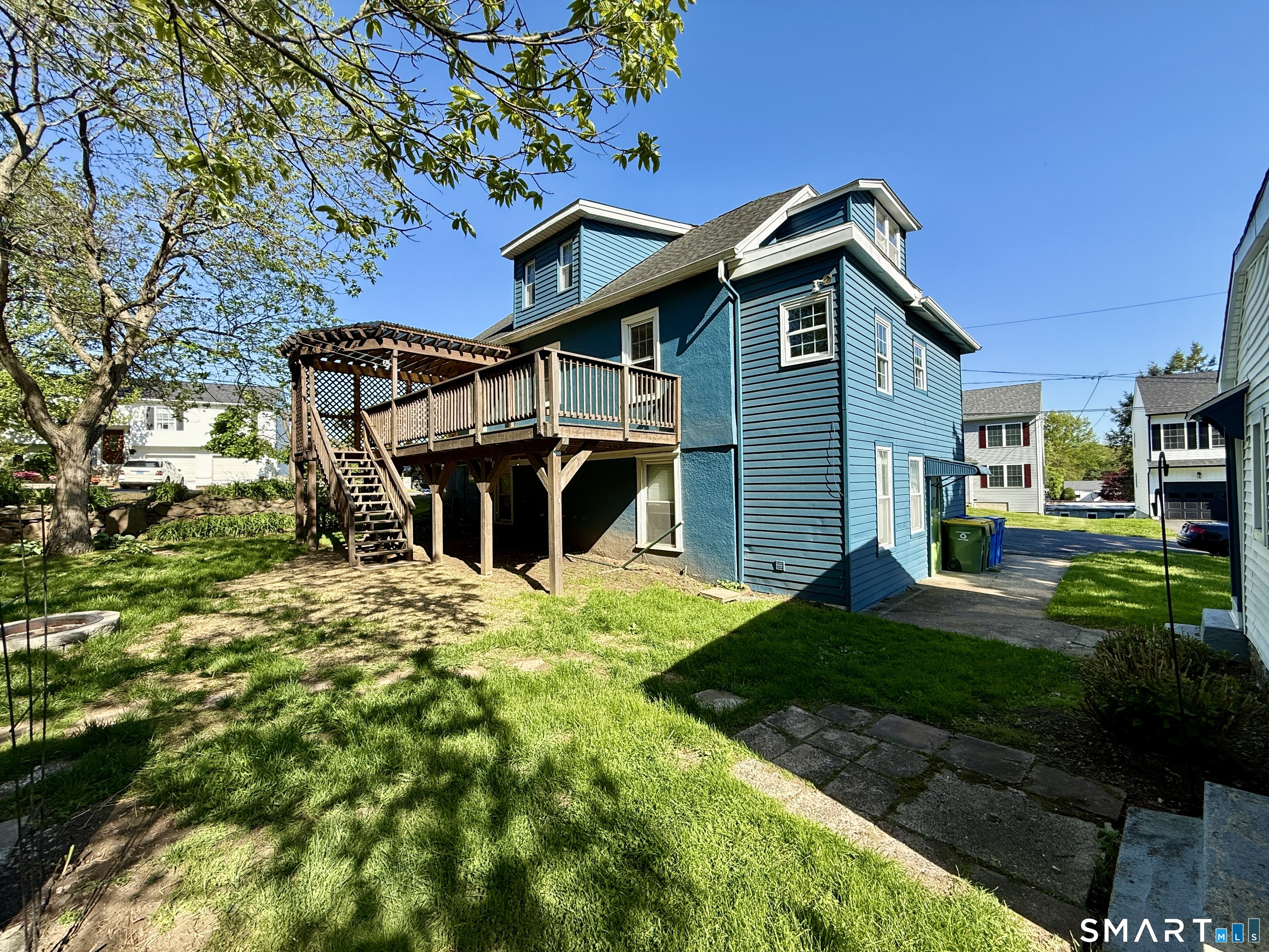 31 Hillcrest Avenue