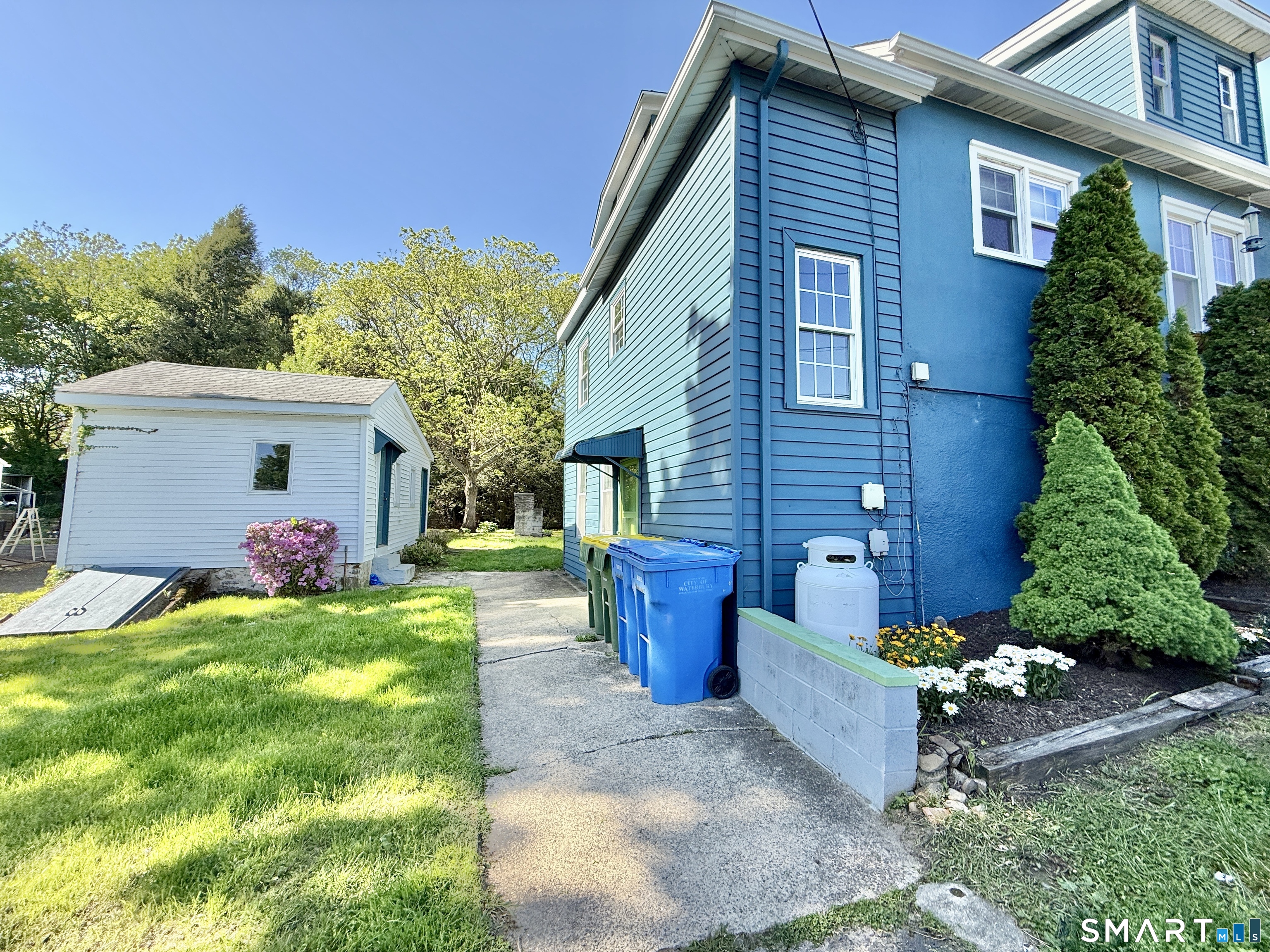 31 Hillcrest Avenue