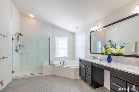 Tiny photo for 1 Wilderswood Way #1, Danbury, CT 06810 (MLS # 24150976)