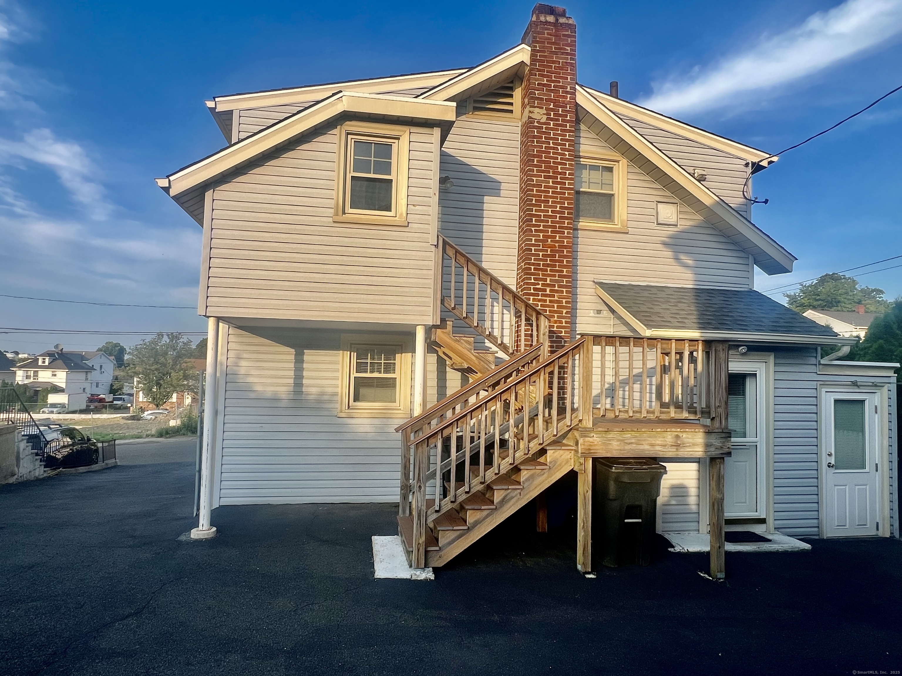 80 Josephine Evaristo Avenue 1st Fl & Basement