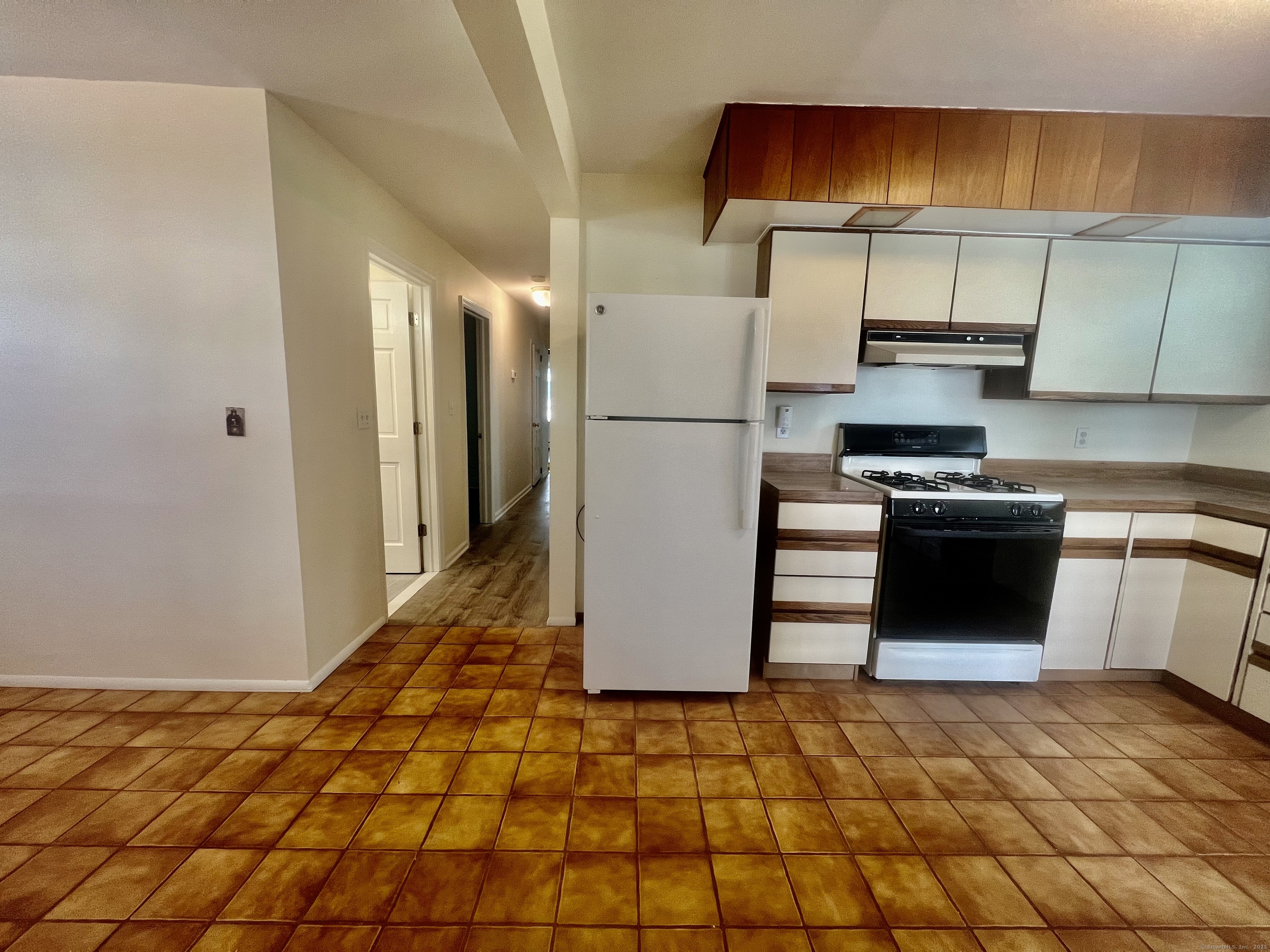 80 Josephine Evaristo Avenue 1st Fl & Basement