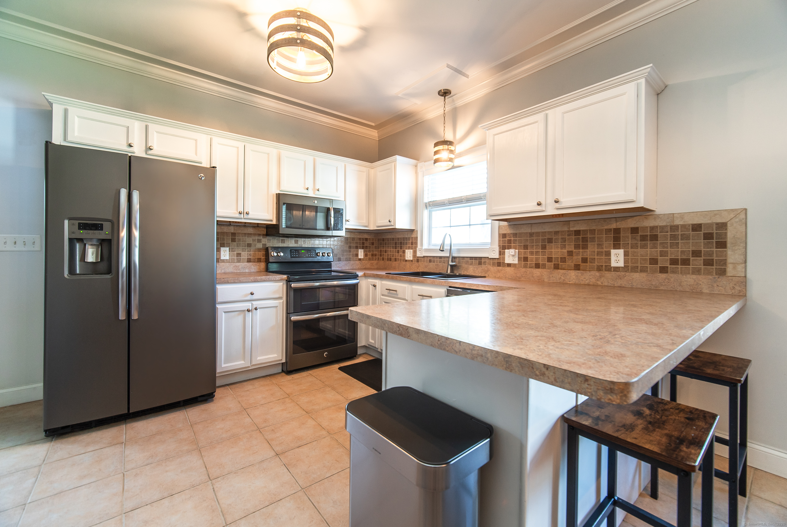 8 Joseph Court, East Hampton, Connecticut image 15