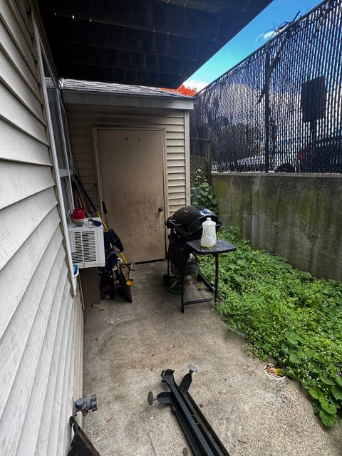 Tiny photo for 10 Liberty Street #B32, Danbury, CT 06810 (MLS # 24136202)