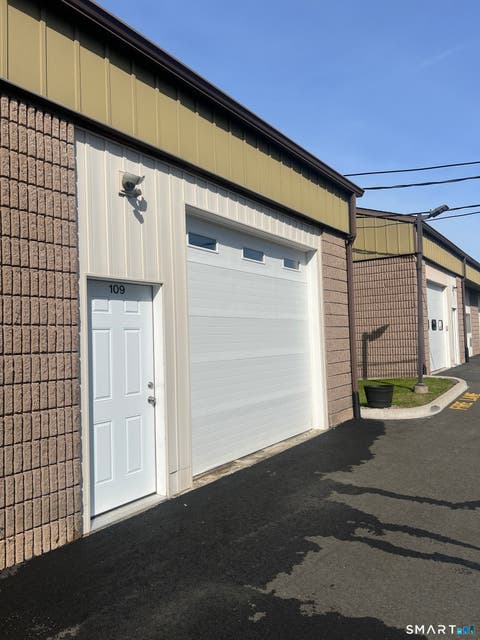 Photo of 7 Corporate Drive #109, North Haven, CT 06473 (MLS # 24200137)