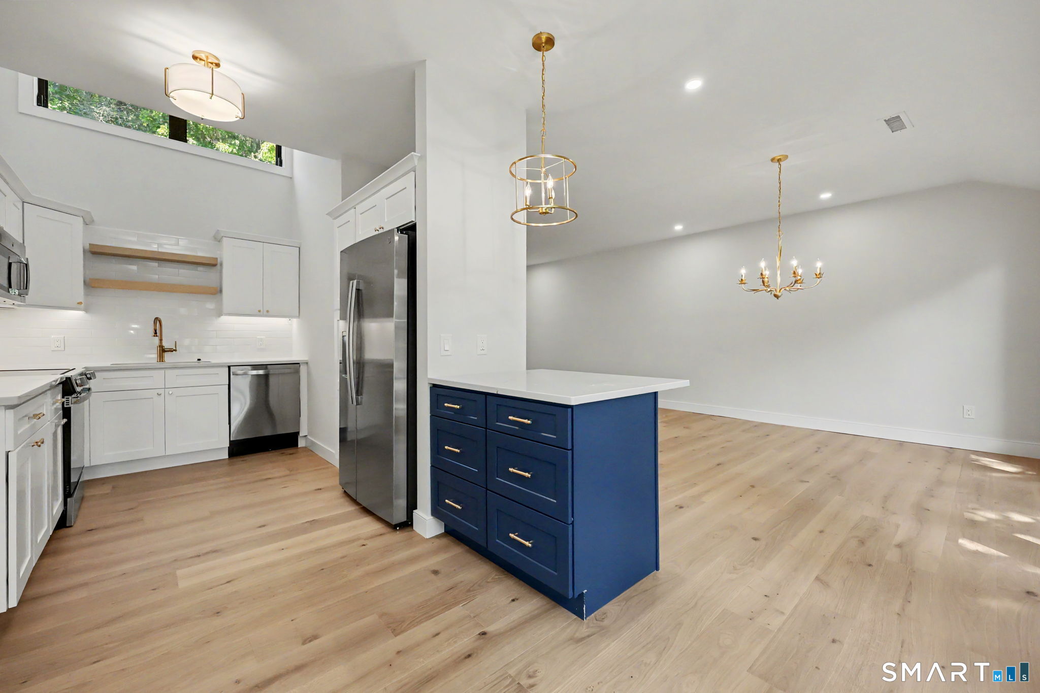 411 Heritage Village B
