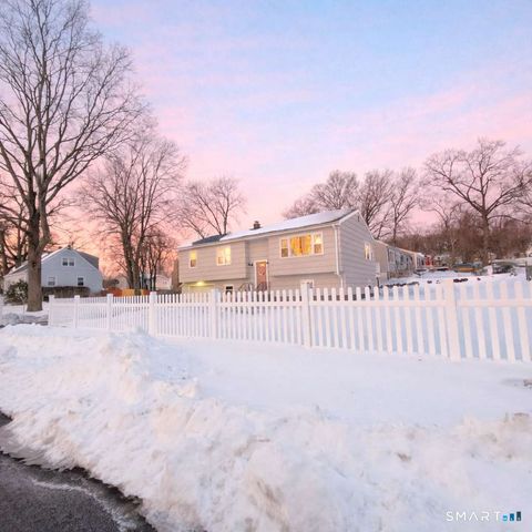 Photo of 47 Dix Street, West Haven, CT 06516 (MLS # 24153934)