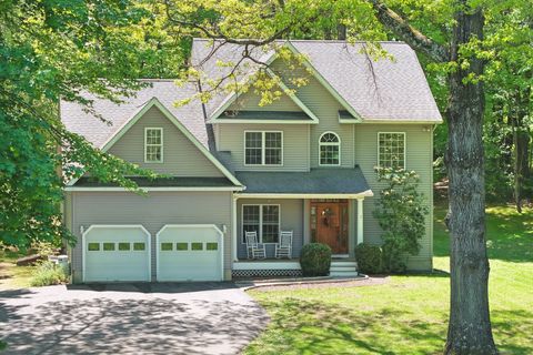 9 Meadow Lane, Bethel, CT 06801 - #: 24092416