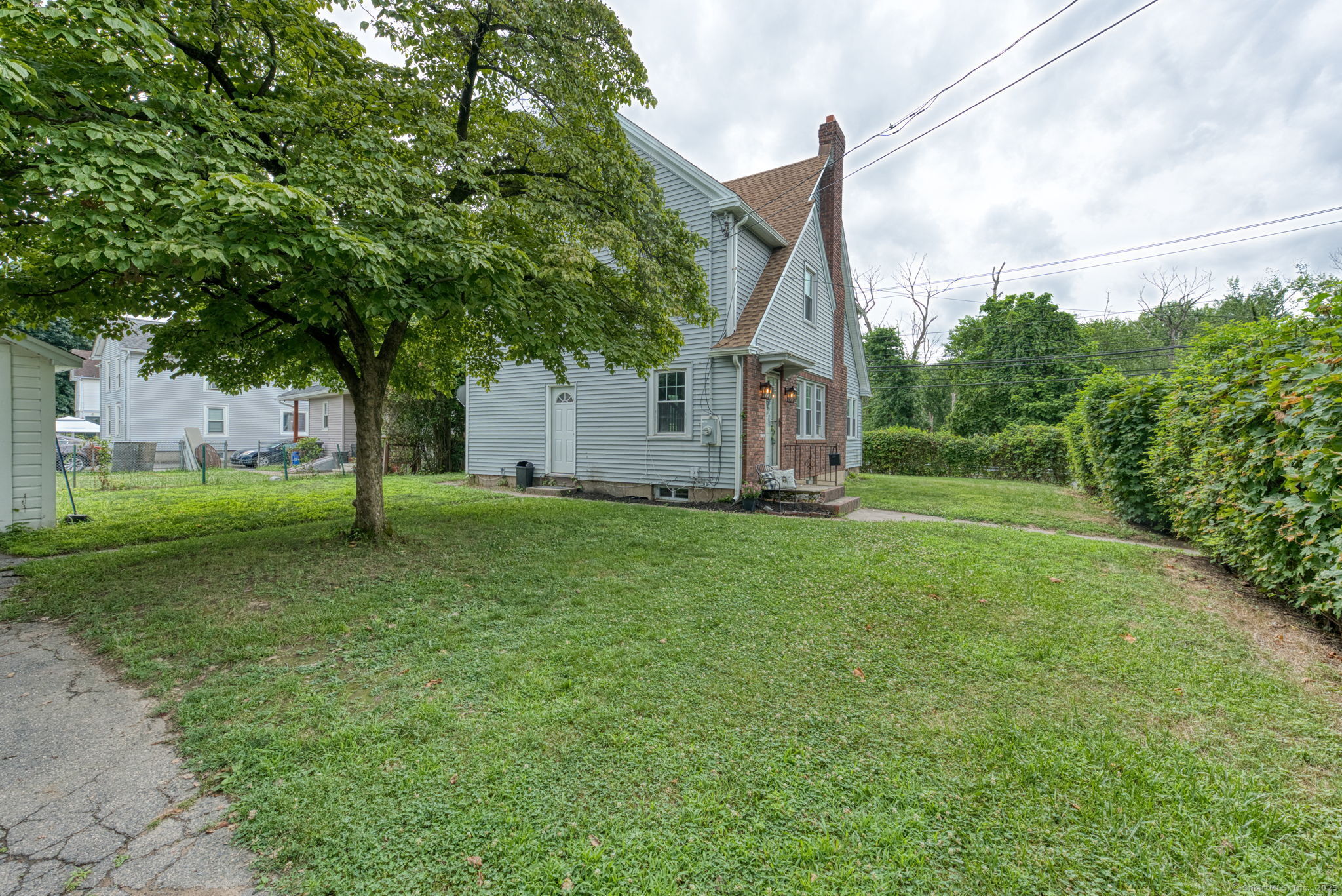 7 Ellsworth Street