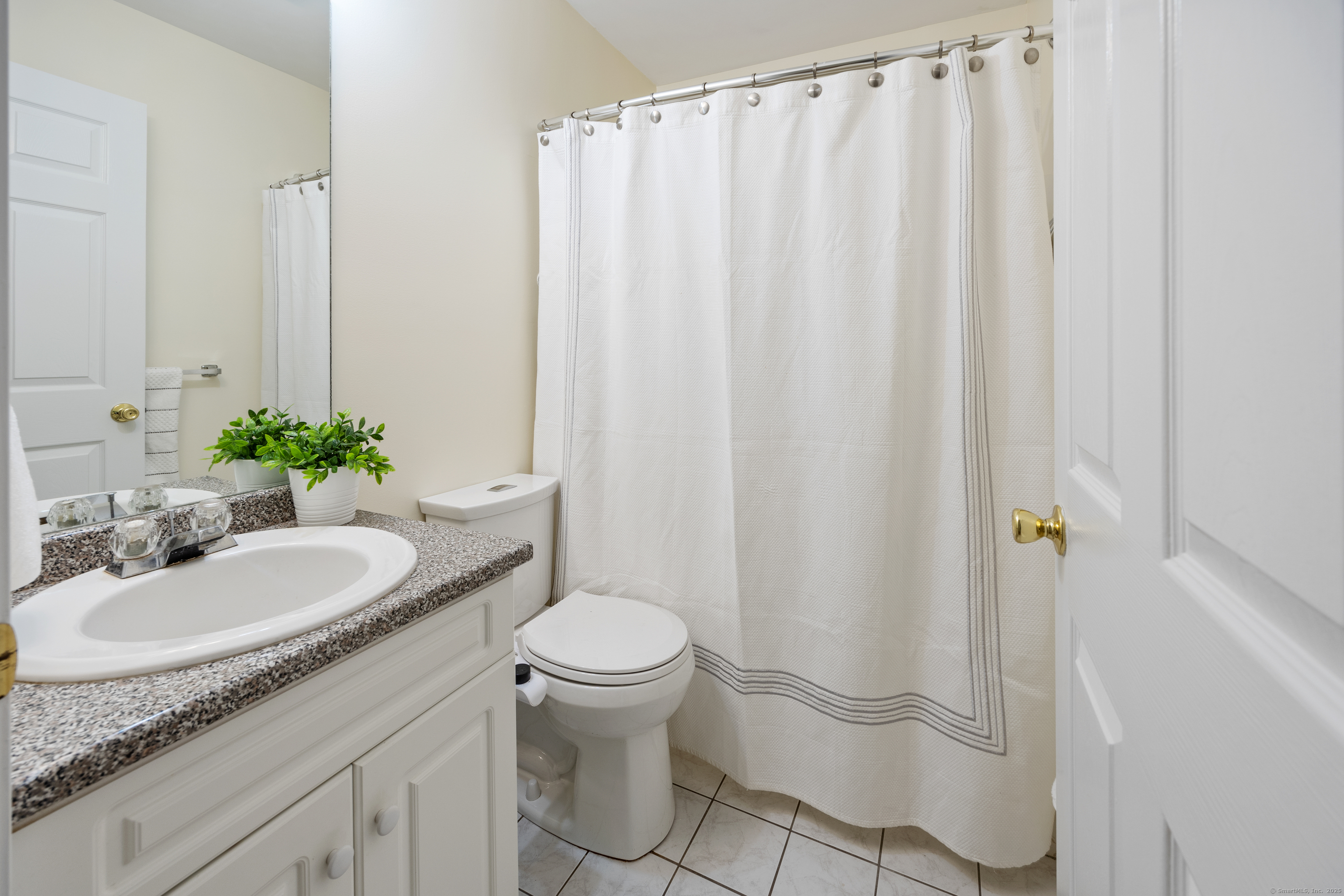 25 Hamden Hills Drive #60, Hamden, Connecticut image 16
