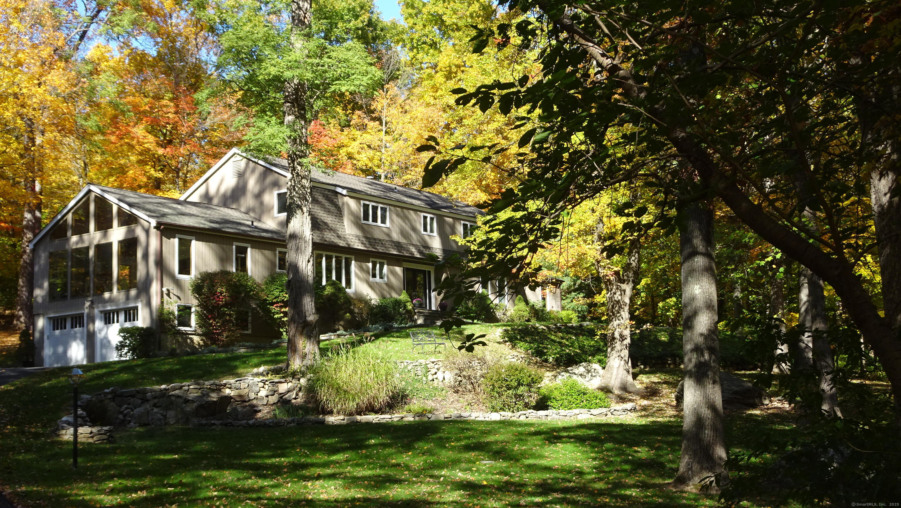 Property for Sale at Lounsbury Road, Ridgefield, Connecticut - Bedrooms: 4 
Bathrooms: 4 
Rooms: 10  - $1,425,000