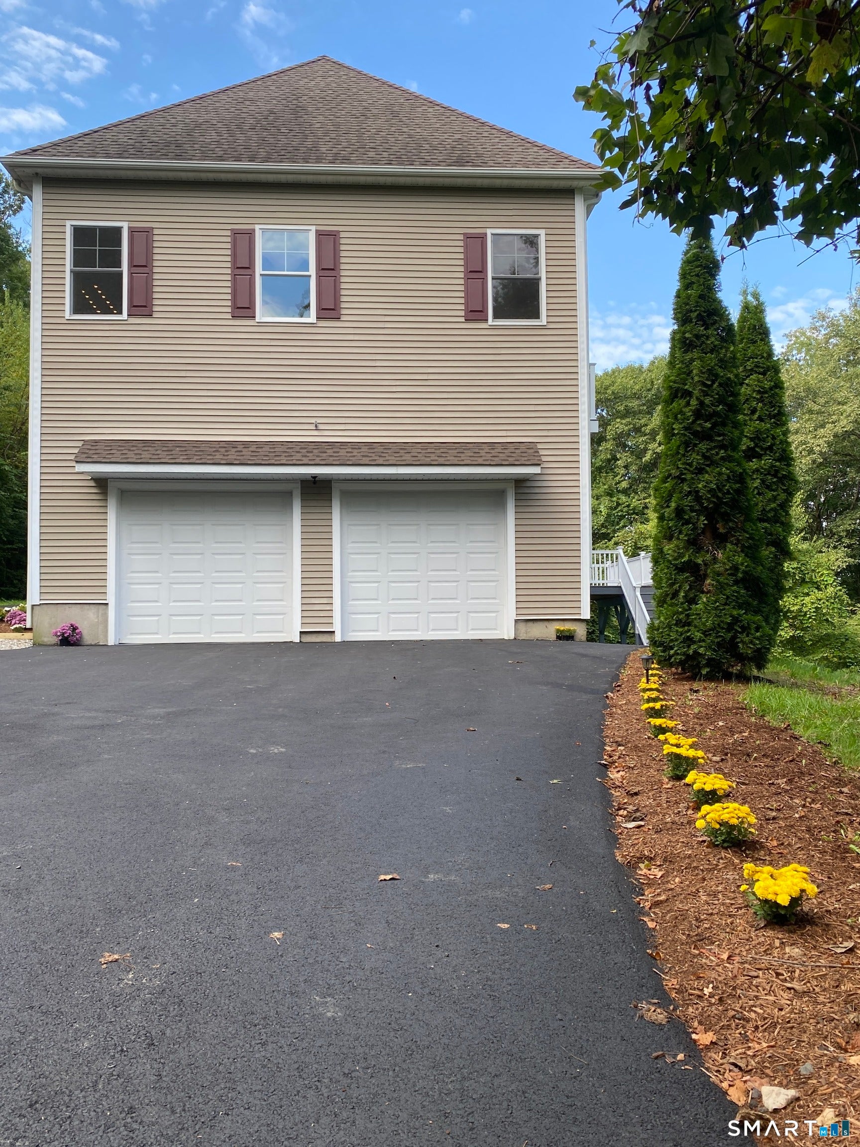 49 Ratlum Mountain Road