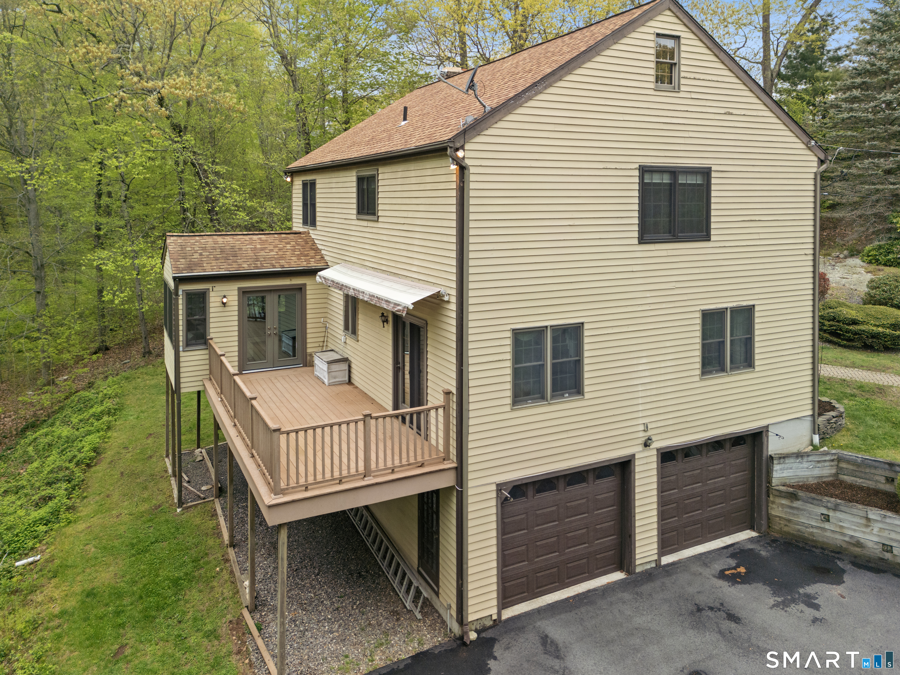 25 Michele Drive