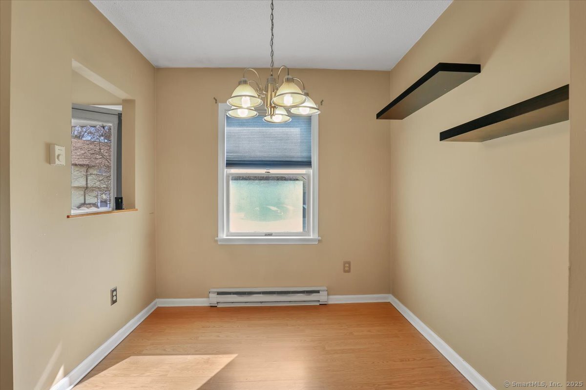 268 Hartford Turnpike #APT E9, Tolland, Connecticut image 4