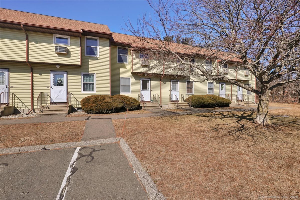 268 Hartford Turnpike #APT E9, Tolland, Connecticut image 2