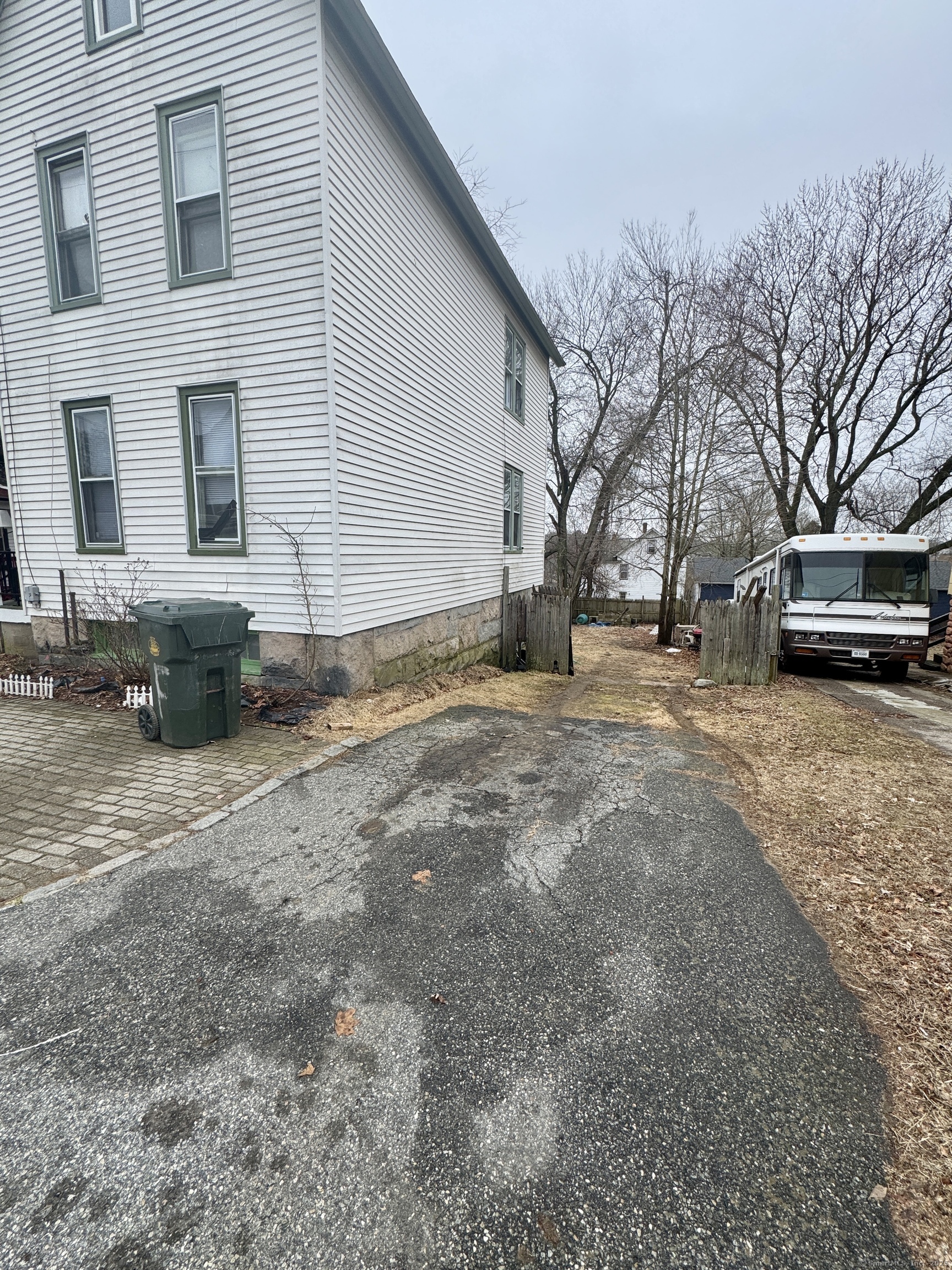 240 Crystal Avenue, New London, Connecticut image 18