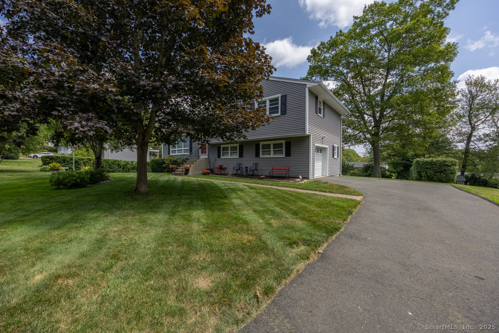 28 Sandy Lane