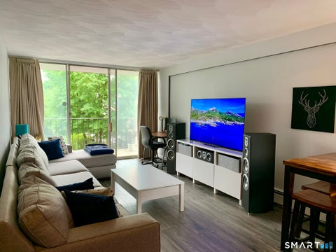 Condo For Sale - 87 Glenbrook Road #2B<br/> Stamford, CT 06902