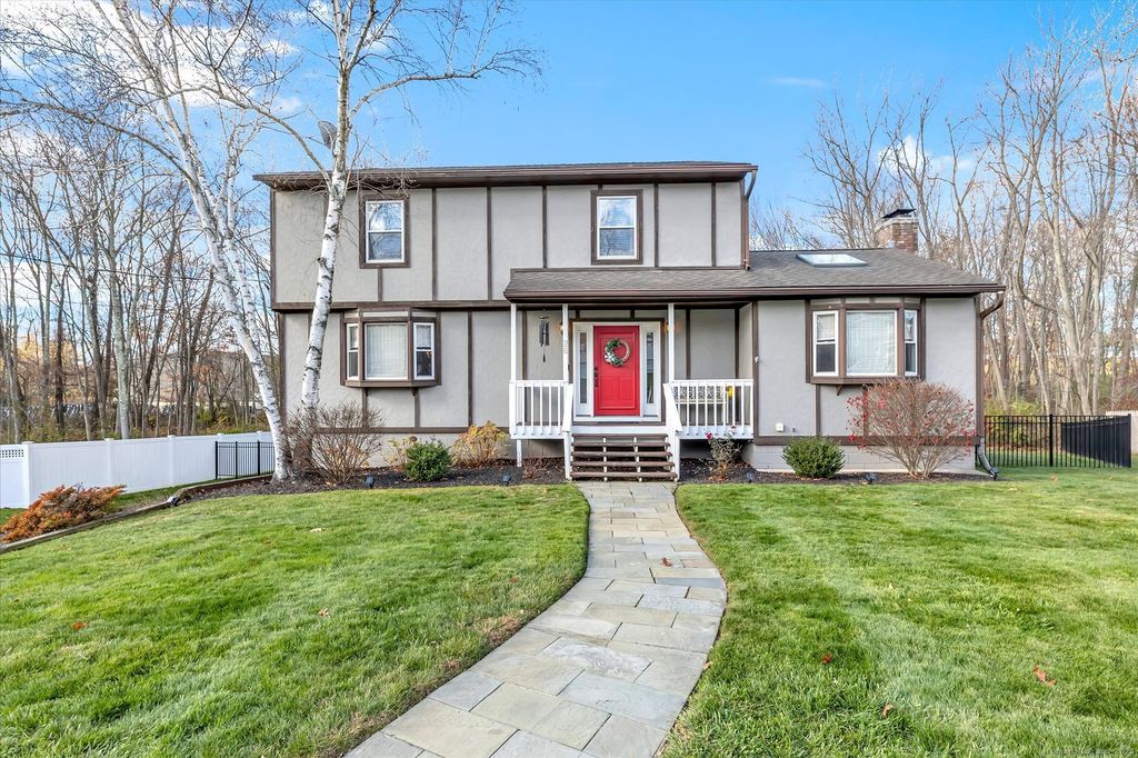 Photo of 26 Woodridge Road, West Haven, CT 06516 (MLS # 24142603)