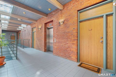 Tiny photo for 15 Orange Street #311, New Haven, CT 06510 (MLS # 24159896)