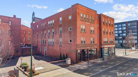 Tiny photo for 15 Orange Street #311, New Haven, CT 06510 (MLS # 24159896)