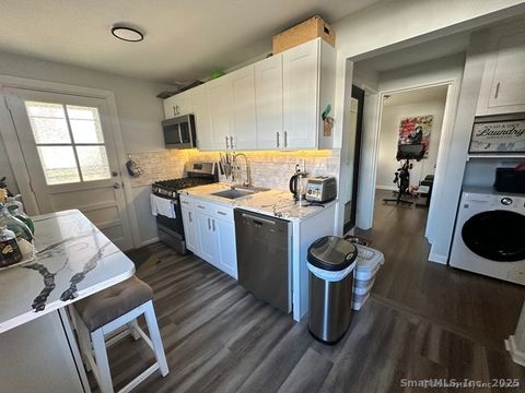 Tiny photo for 16 Revere Drive #APT 1, Stamford, CT 06902 (MLS # 24148087)