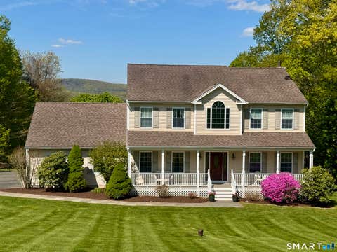 Homes For Sale - 11 Meredith Lane<br/> Litchfield County, New Milford, CT 06776