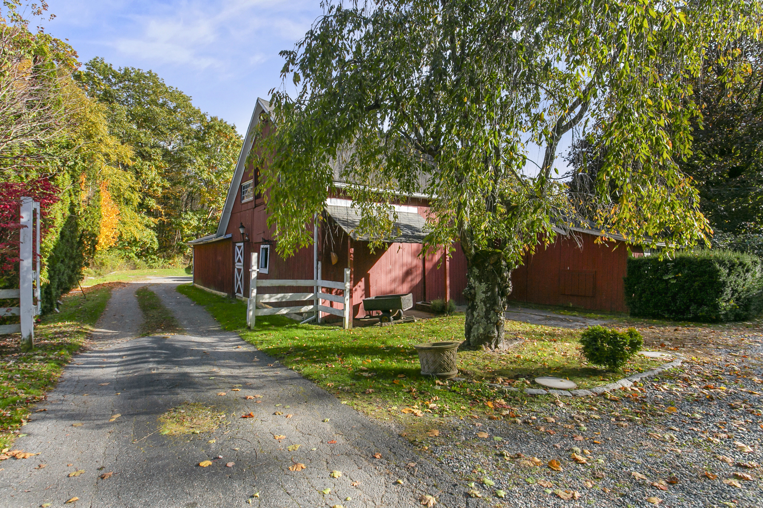 40 University Drive, Torrington, Connecticut image 9