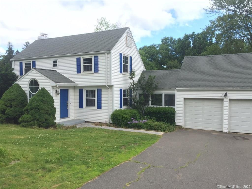 169 South Road, Farmington, Connecticut - 4 Bedrooms  
3 Bathrooms  
5 Rooms - 