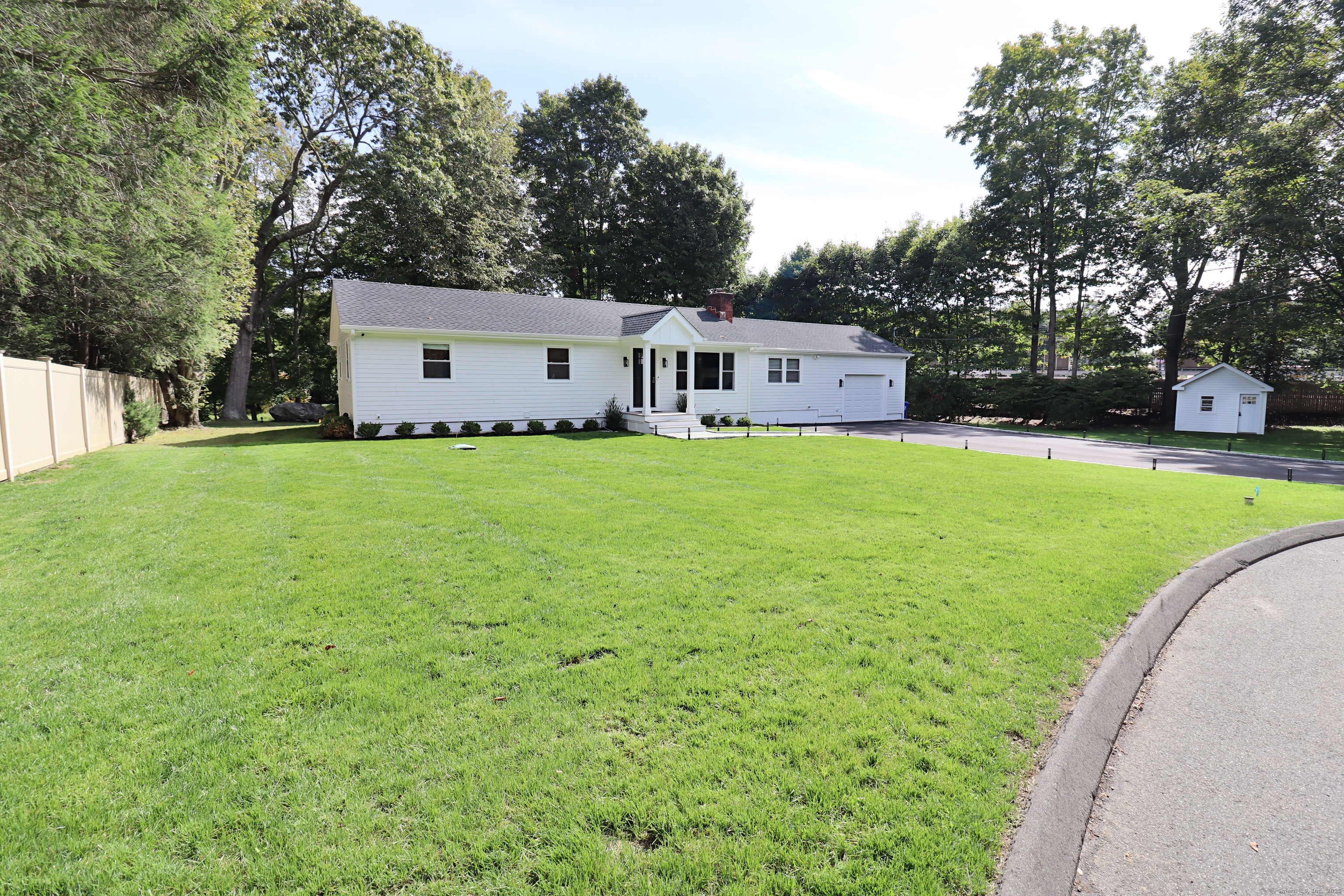 9 Arnold Lane