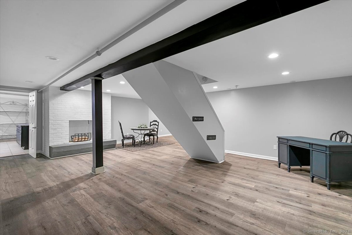94 Fennbrook Drive, Hamden, Connecticut image 27