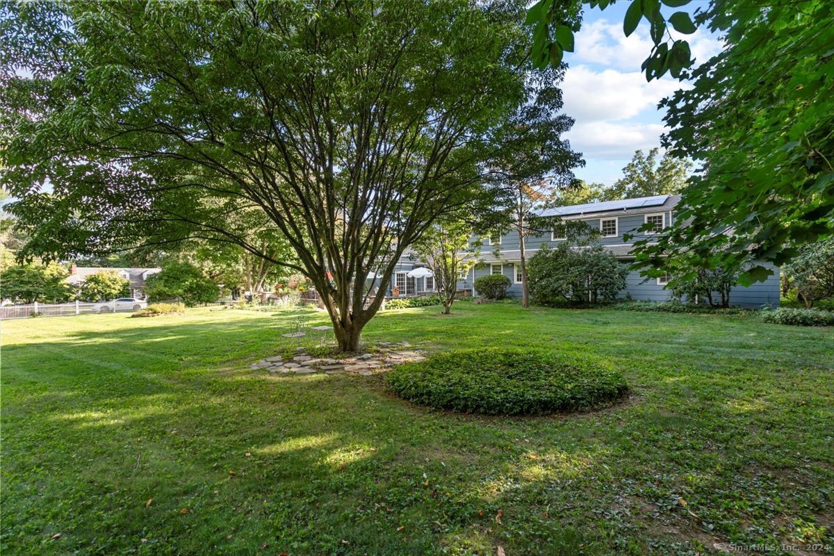 94 Fennbrook Drive, Hamden, Connecticut image 40