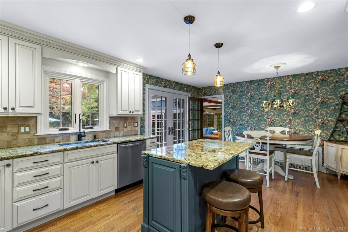 94 Fennbrook Drive, Hamden, Connecticut image 9