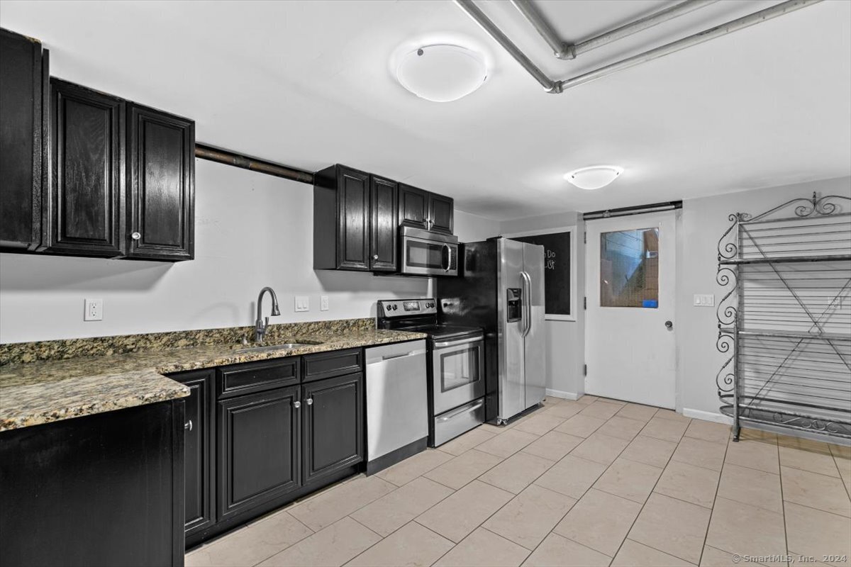 94 Fennbrook Drive, Hamden, Connecticut image 31