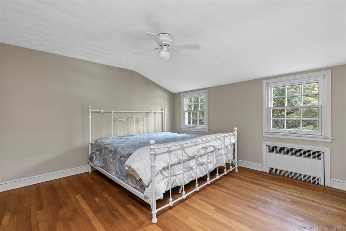 94 Fennbrook Drive, Hamden, Connecticut image 24